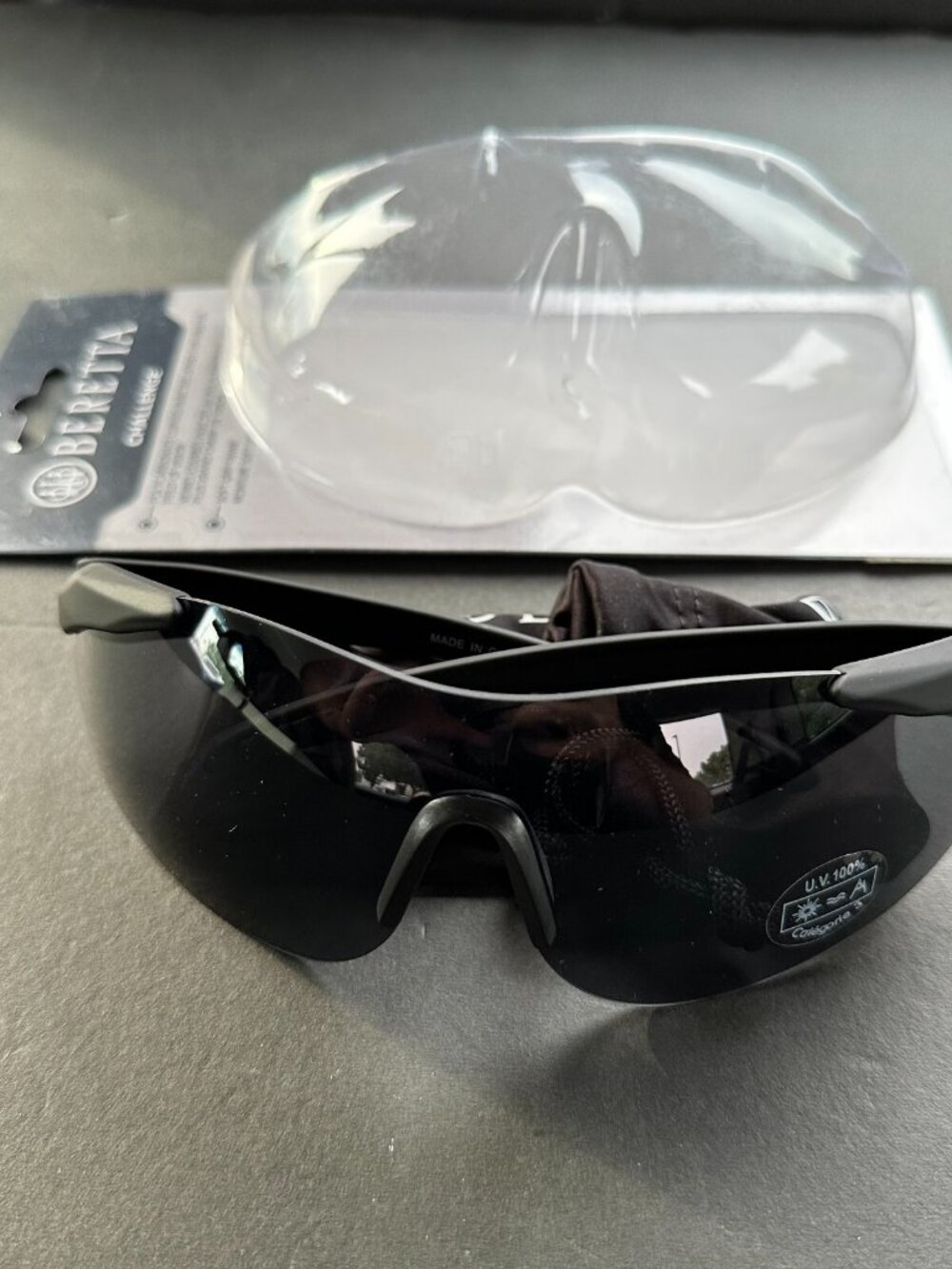 Beretta Challenge Black Glasses with Polycarbonate (Open Box)